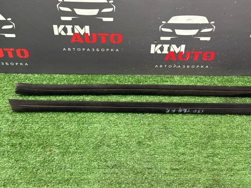 Уплотнитель стекла(бархотка) внутренний Hyundai i30 2013
