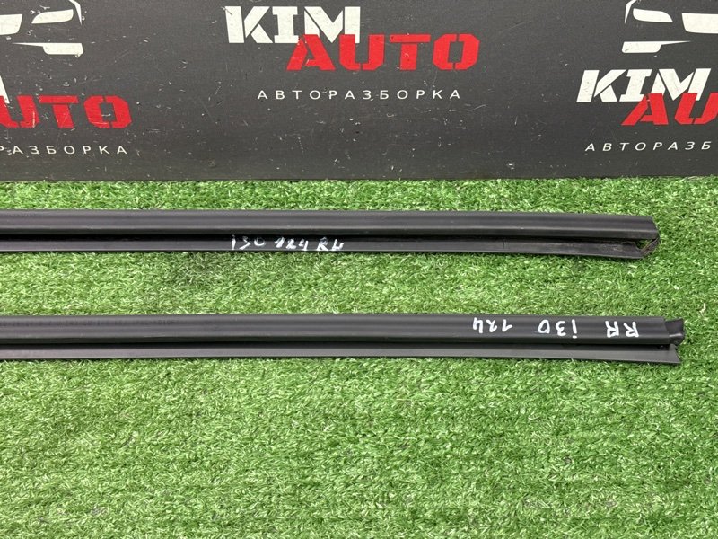 Уплотнитель стекла(бархотка) внутренний Hyundai i30 2013
