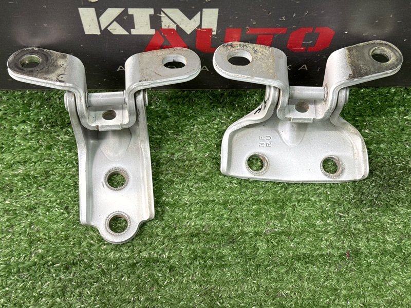 Петли двери Hyundai i30 2013