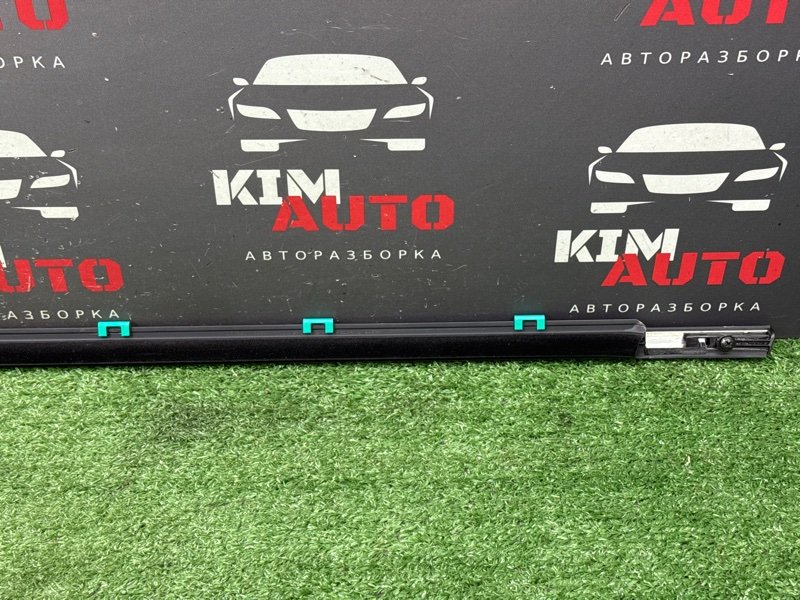 Уплотнитель стекла наружный (Бархотка) Hyundai i30 2013