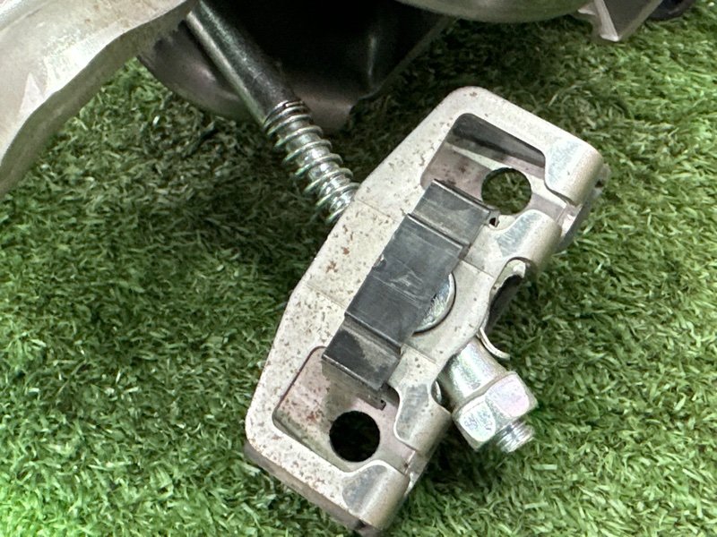 Рычаг стояночного тормоза (ручник) Hyundai i30 2013