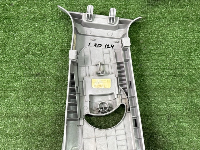 Обшивка стойки Hyundai i30 2013