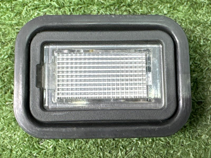 Плафон подсветки багажника Hyundai i30 2013