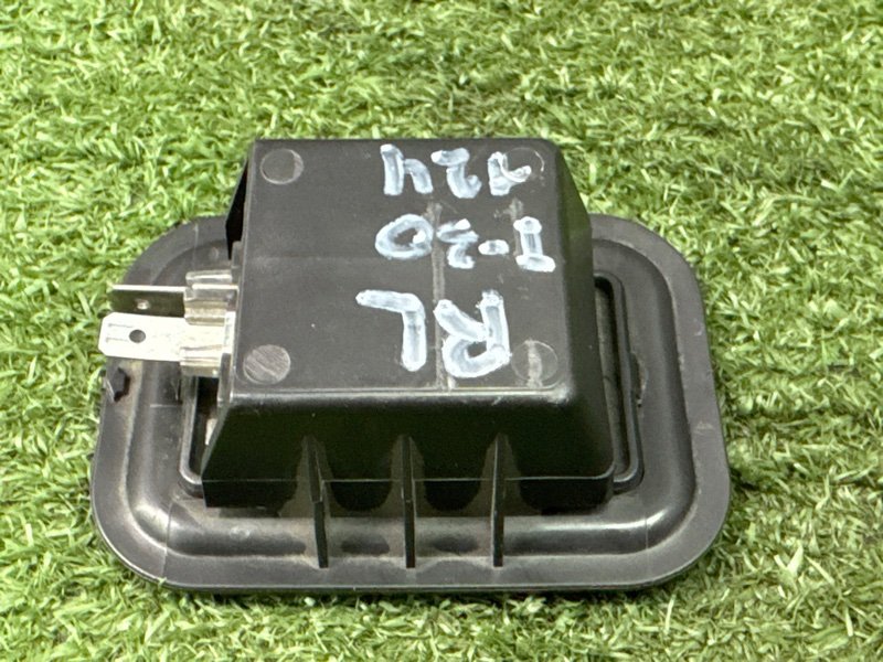 Плафон подсветки багажника Hyundai i30 2013