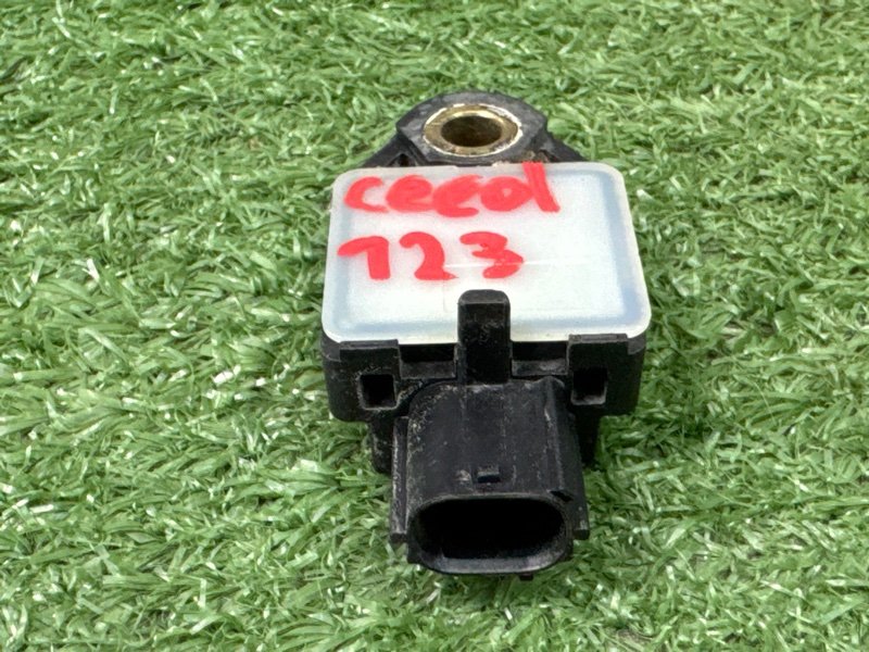 Датчик удара Air Bag Kia Ceed 2 2015 SW