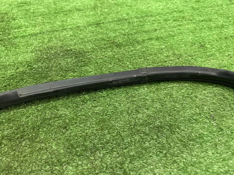 Уплотнитель проема двери Hyundai i30 2013