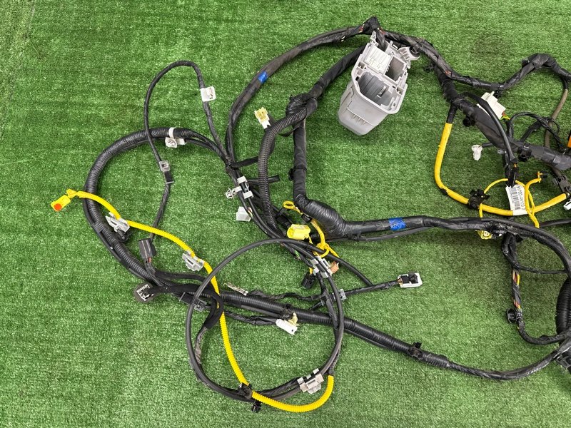 Проводка салона Hyundai i30 2013