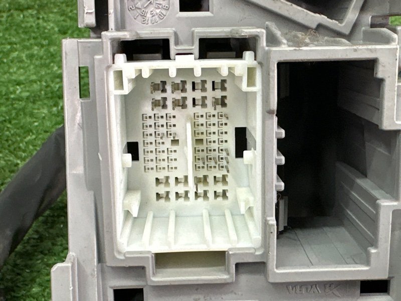 Проводка салона Hyundai i30 2013