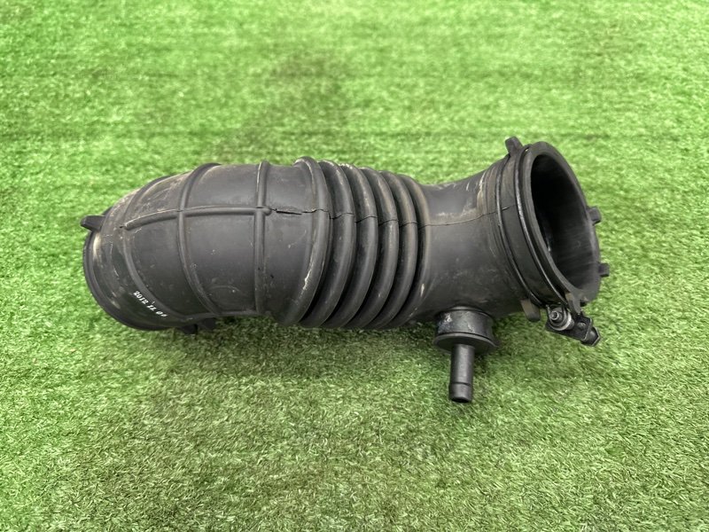 Патрубок воздушного фильтра Hyundai i30 2013