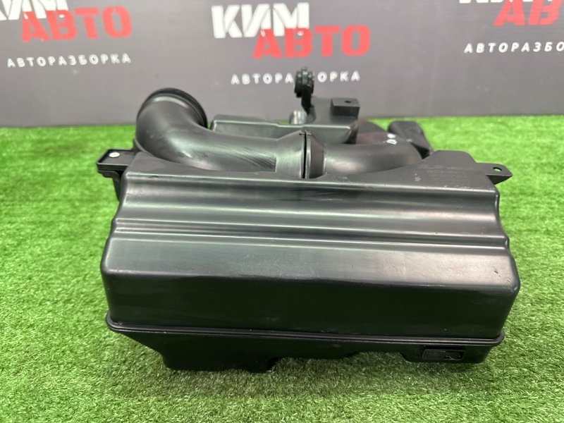 Резонатор воздушного фильтра Hyundai i30 2013