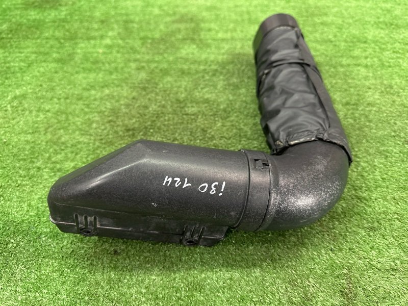 Воздухозаборник Hyundai i30 2013