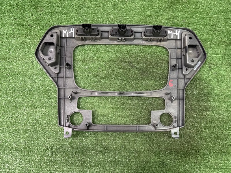 Рамка магнитолы Ford Mondeo 4