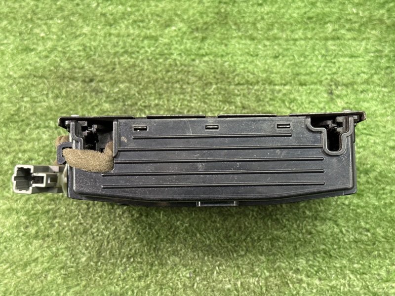 Ящик передней консоли (пепельница) Hyundai Santa Fe