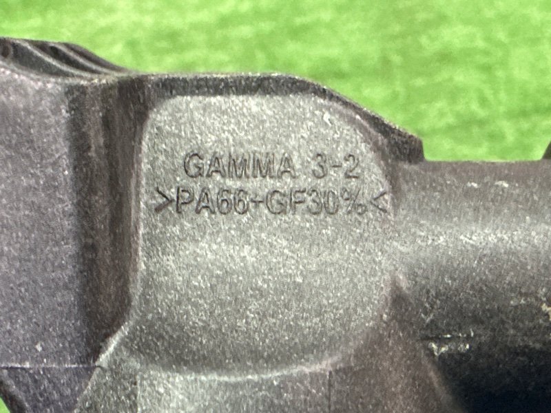 Горловина радиатора Hyundai i30 2013