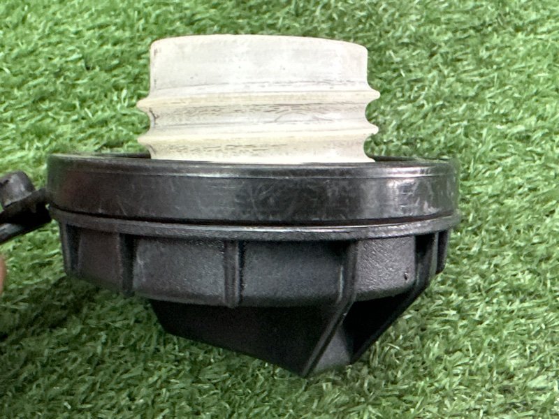 Лючок бензобака с крышкой Hyundai i30 2013