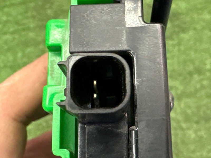 Активатор лючка бензобака Hyundai i30 2013