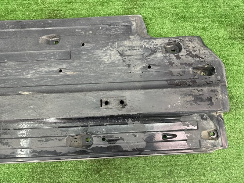 Защита днища кузова Hyundai i30 2013