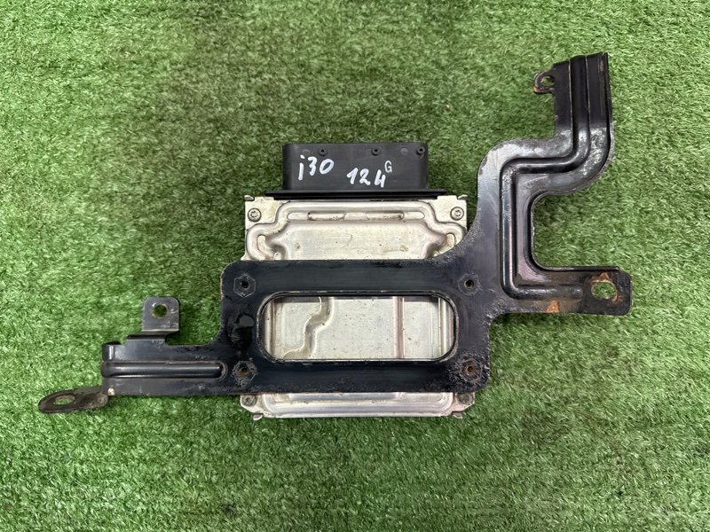 Блок управления двигателем (ЭБУ) Hyundai i30 2013