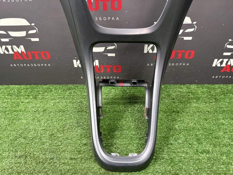 Накладка центральной консоли Opel Astra J