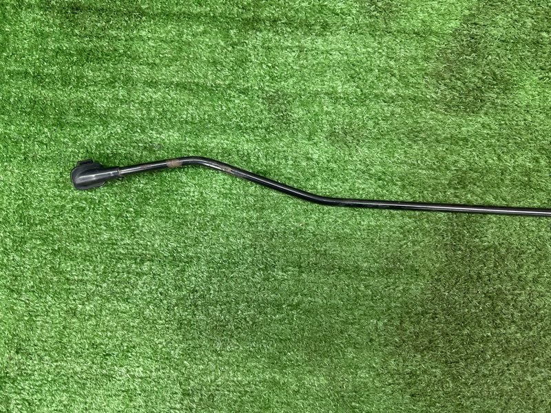 Упор капота Hyundai i30 2013