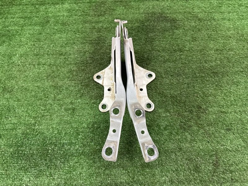 Петли капота Hyundai i30 2013