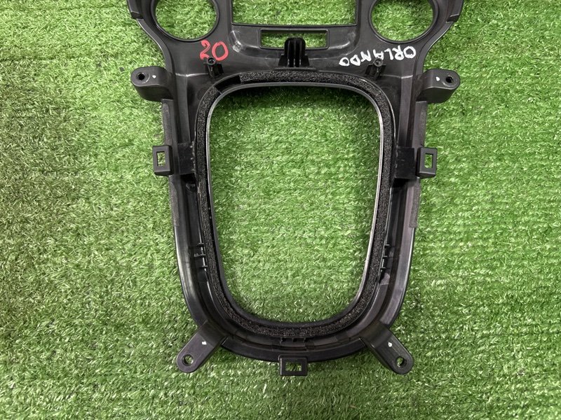 Накладка торпедо Chevrolet Orlando