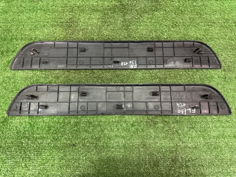 Накладка порога внутренняя Hyundai i30 2013