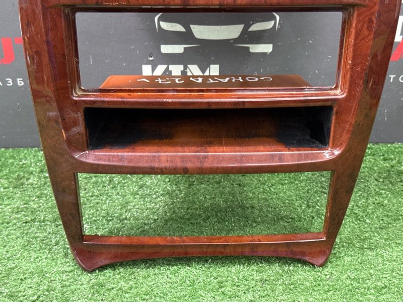 Рамка магнитолы с дефлекторами Hyundai Sonata 4