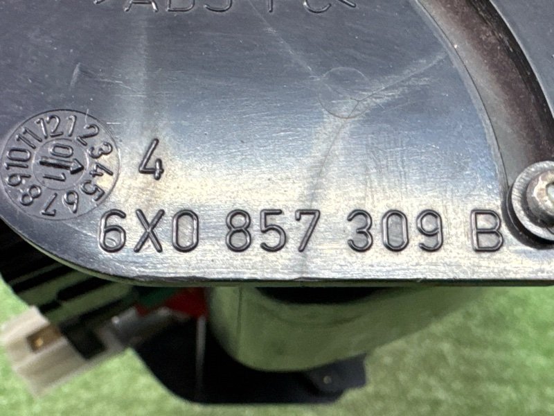 Ящик центральной консоли Volkswagen Polo 3