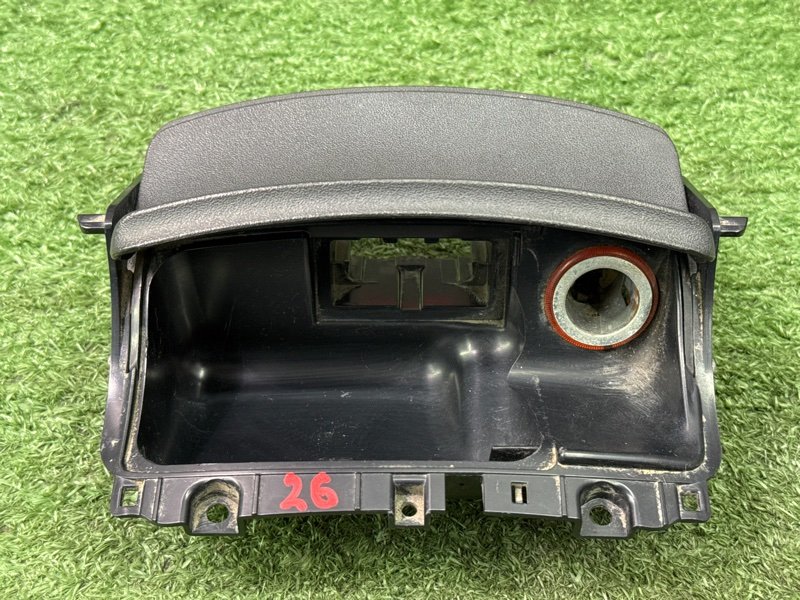 Ящик центральной консоли Volkswagen Polo 3