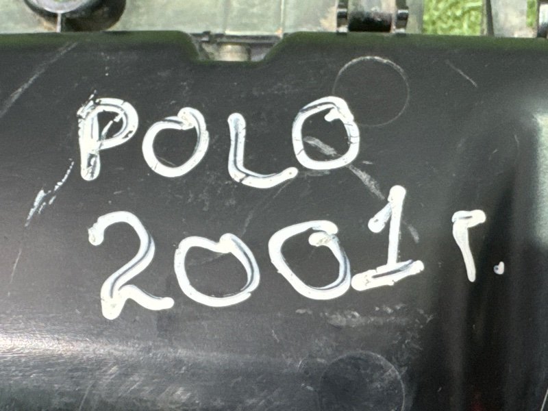 Ящик центральной консоли Volkswagen Polo 3