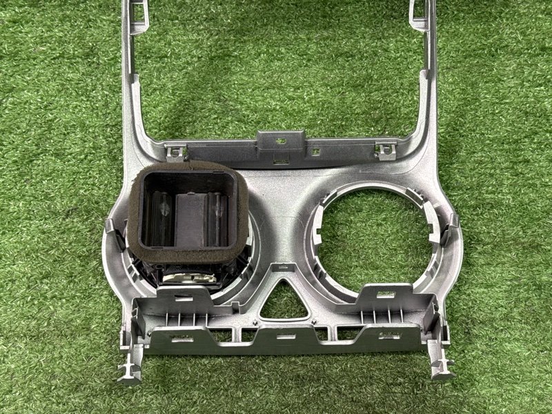 Накладка торпедо Opel Corsa D