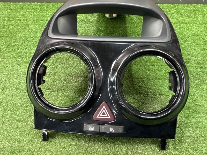 Рамка магнитолы Opel Corsa D