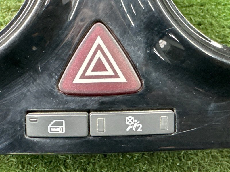 Рамка магнитолы Opel Corsa D