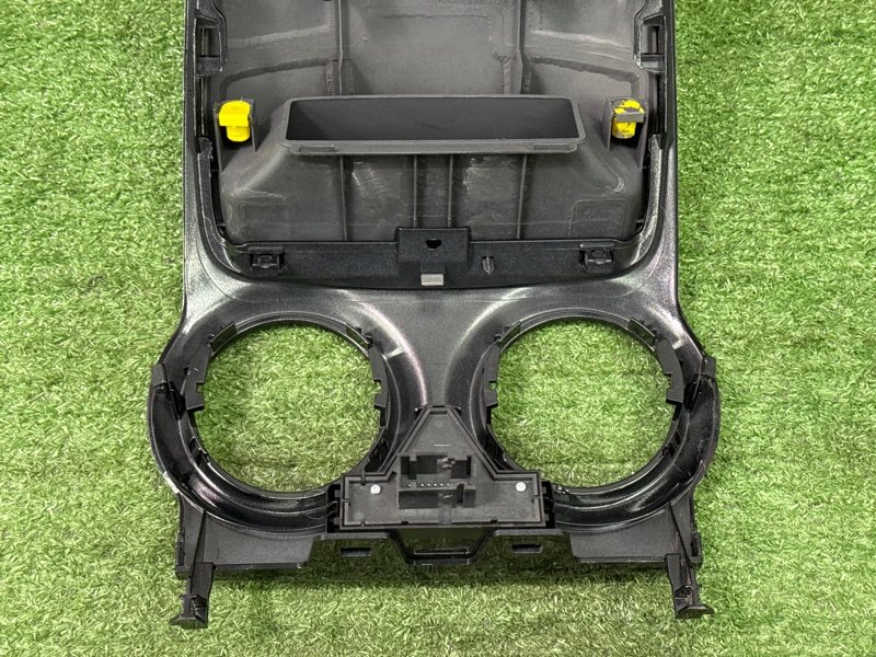 Рамка магнитолы Opel Corsa D