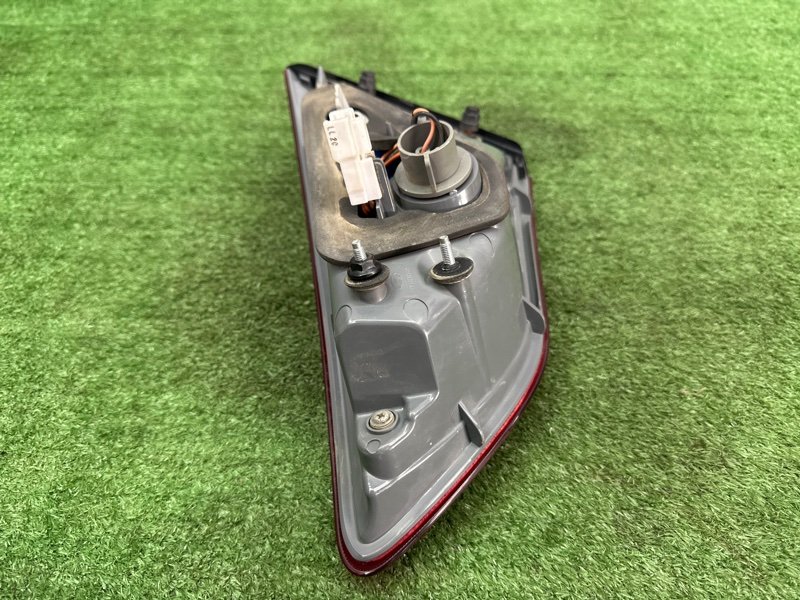 Фонарь в крышку багажника Hyundai i30 2013