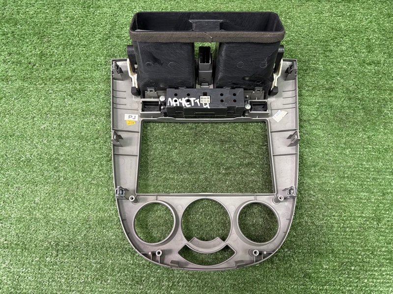 Рамка магнитолы с дефлекторами Chevrolet Lacetti