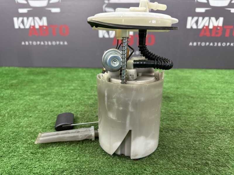 Насос топливный (Бензонасос) Hyundai i30 2013