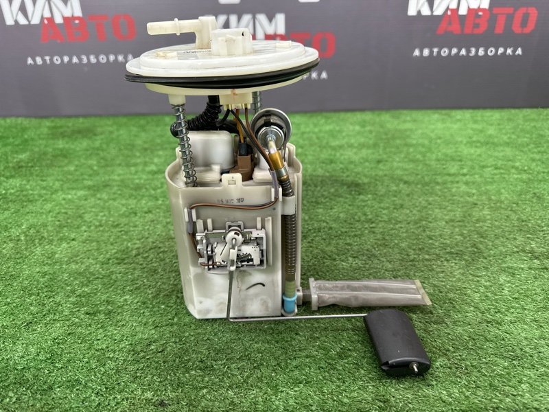 Насос топливный (Бензонасос) Hyundai i30 2013