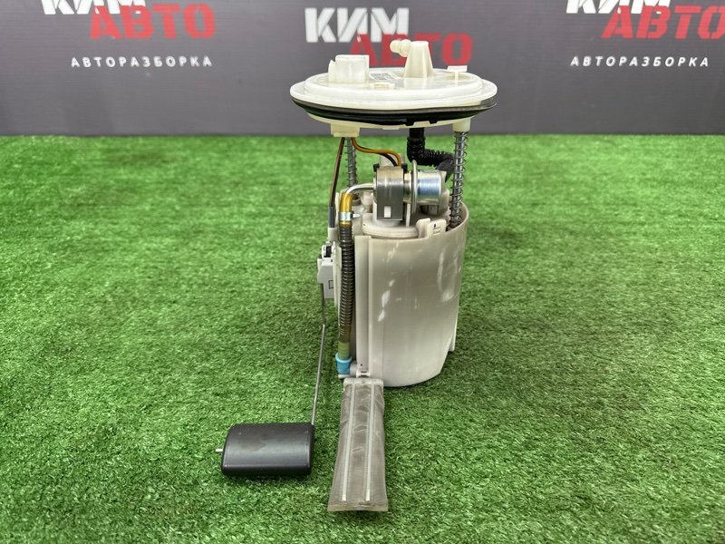Насос топливный (Бензонасос) Hyundai i30 2013