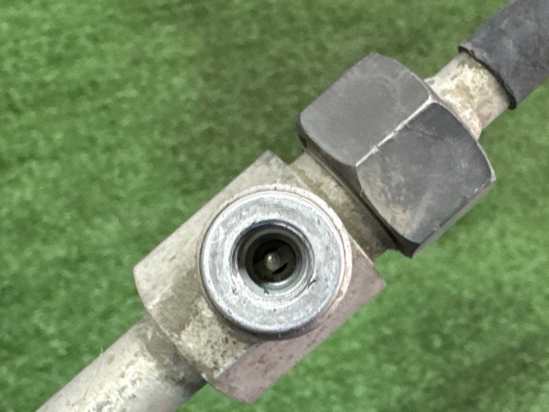 Трубка кондиционера Volkswagen Passat B5