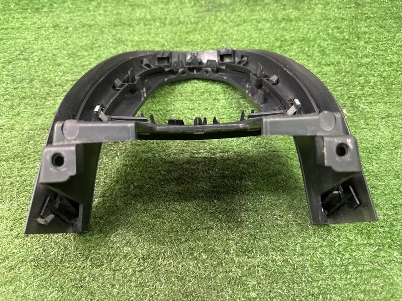 Консоль КПП Peugeot 308