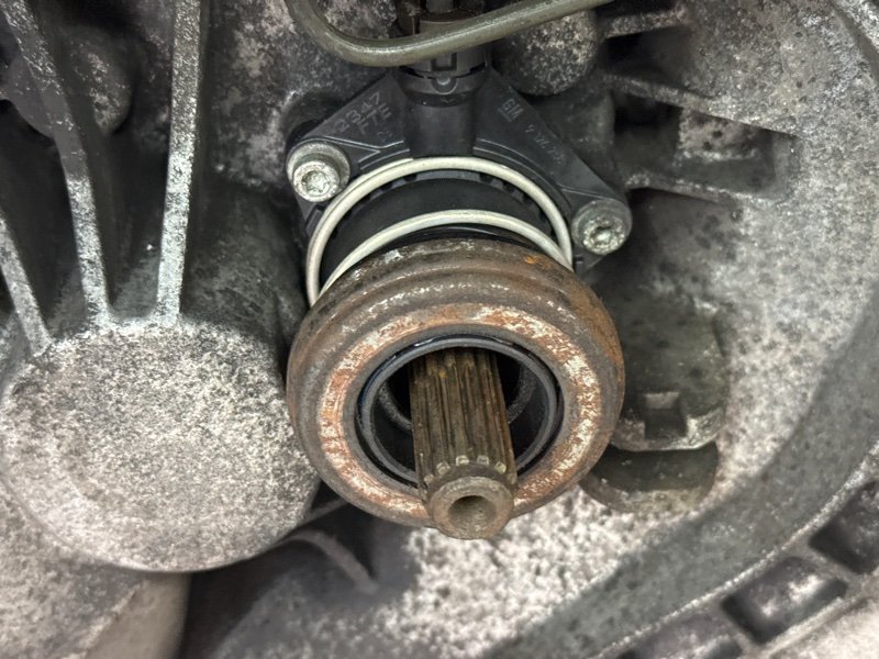 МКПП 5ст Opel Corsa D