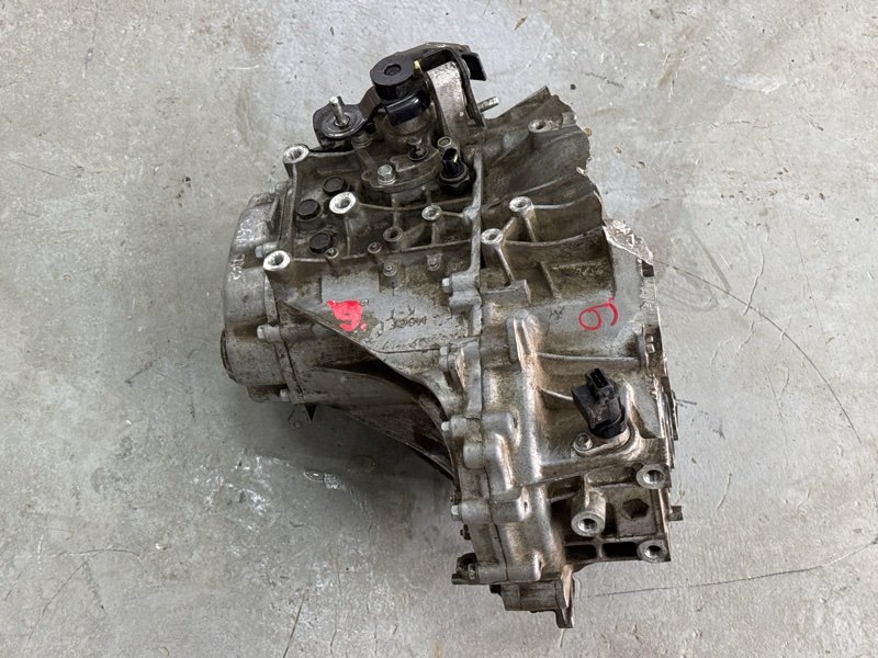 МКПП 6-ст. с повреждениями Kia Cerato 2