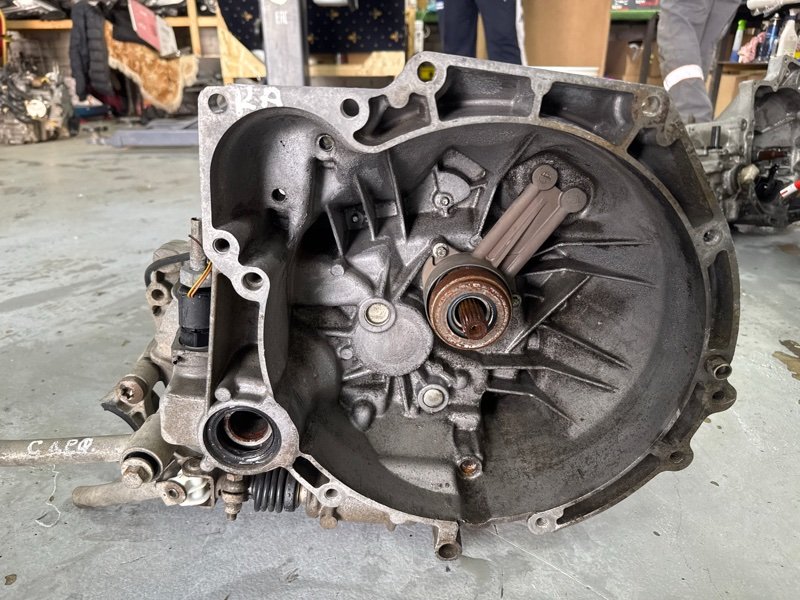 МКПП 5 ст. с повреждениями Ford Ka