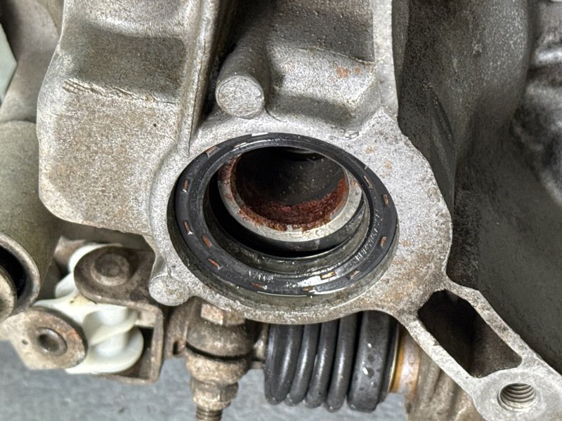 МКПП 5 ст. с повреждениями Ford Ka