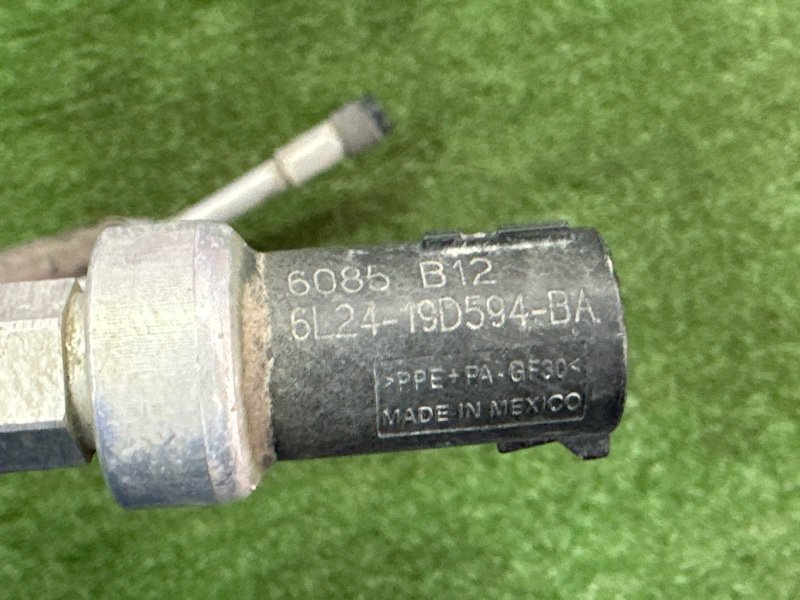 Трубка кондиционера Ford Focus 2