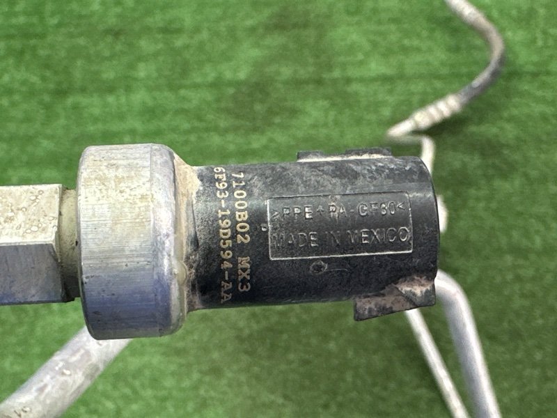 Трубка кондиционера Ford Mondeo 4