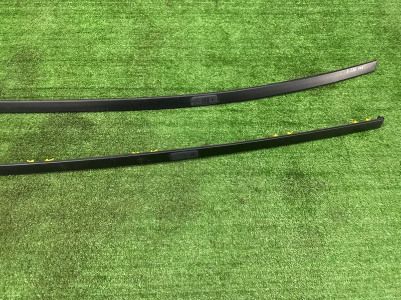 Молдинги крыши Hyundai i30 2013