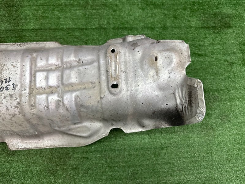 Экран тепловой глушителя Hyundai i30 2013